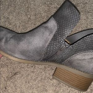 American Eagle Booties